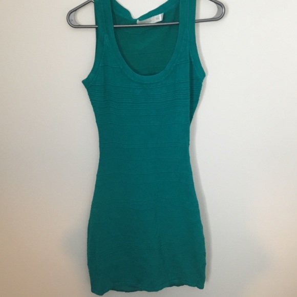 Costa Blanca M/L Keyhole Back Knit Dress - Picture 1 of 6